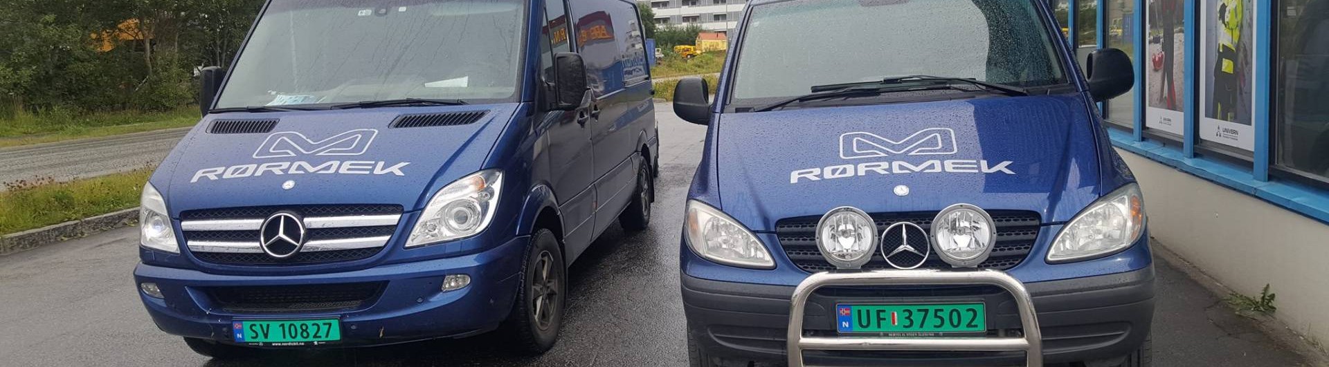 To servicebiler fra Rørmek